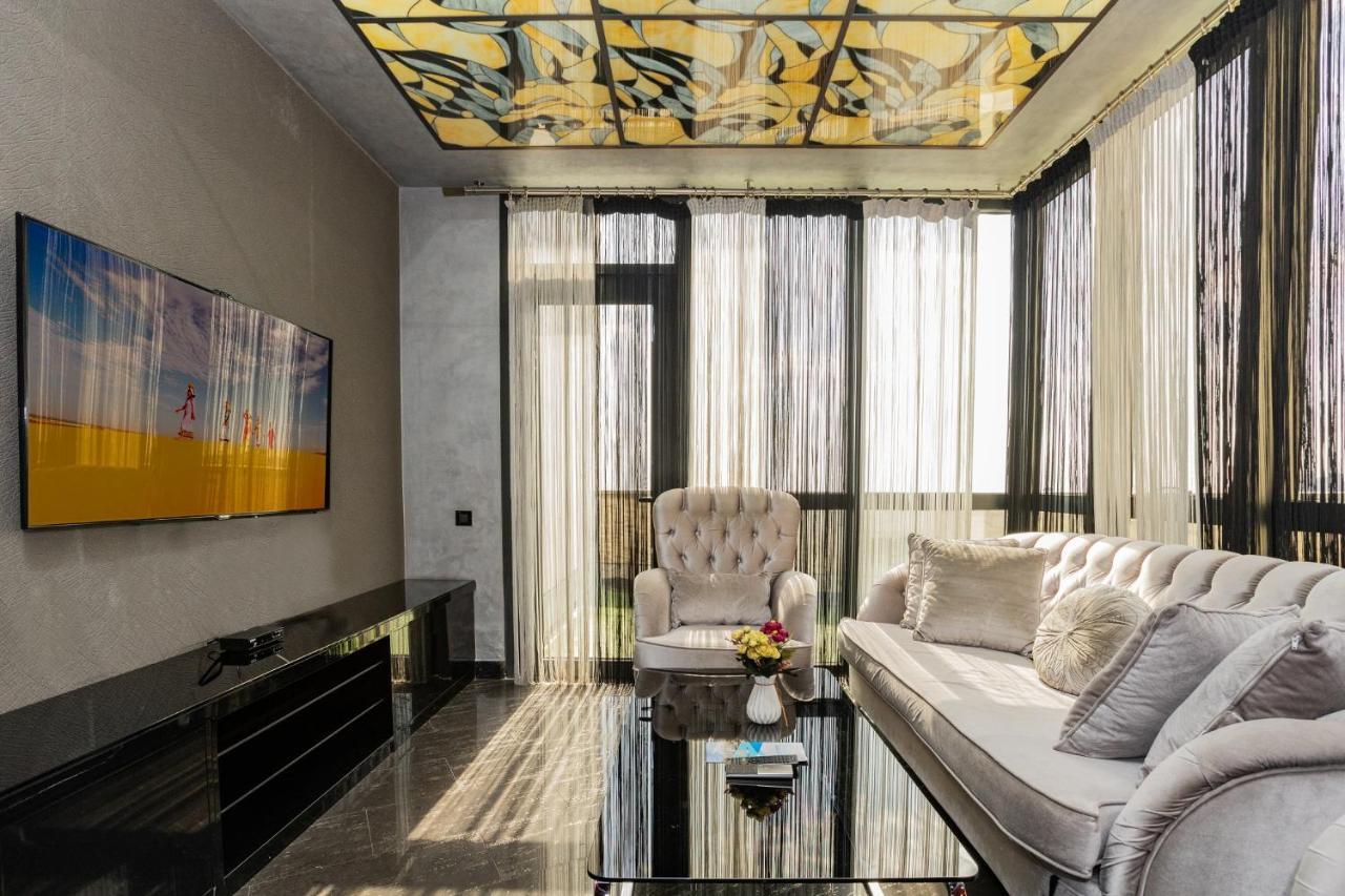 Stay Inn-Ararat View Apt Near Vernissage Єреван Екстер'єр фото