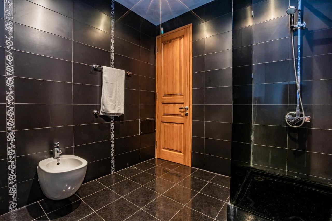 Stay Inn-Ararat View Apt Near Vernissage Єреван Екстер'єр фото